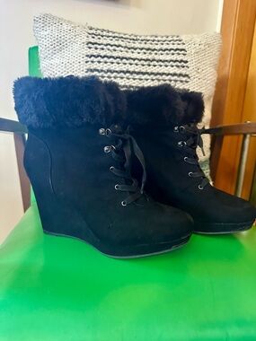 Rouge Helium Black Faux Fur Lace-Up Wedge Ankle Boots